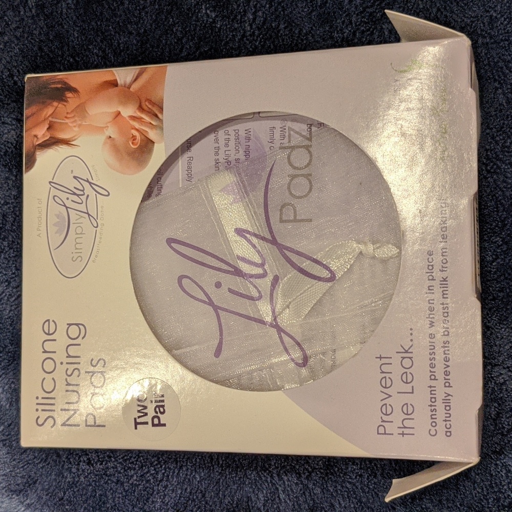 Silicone Nursing Pads NWT